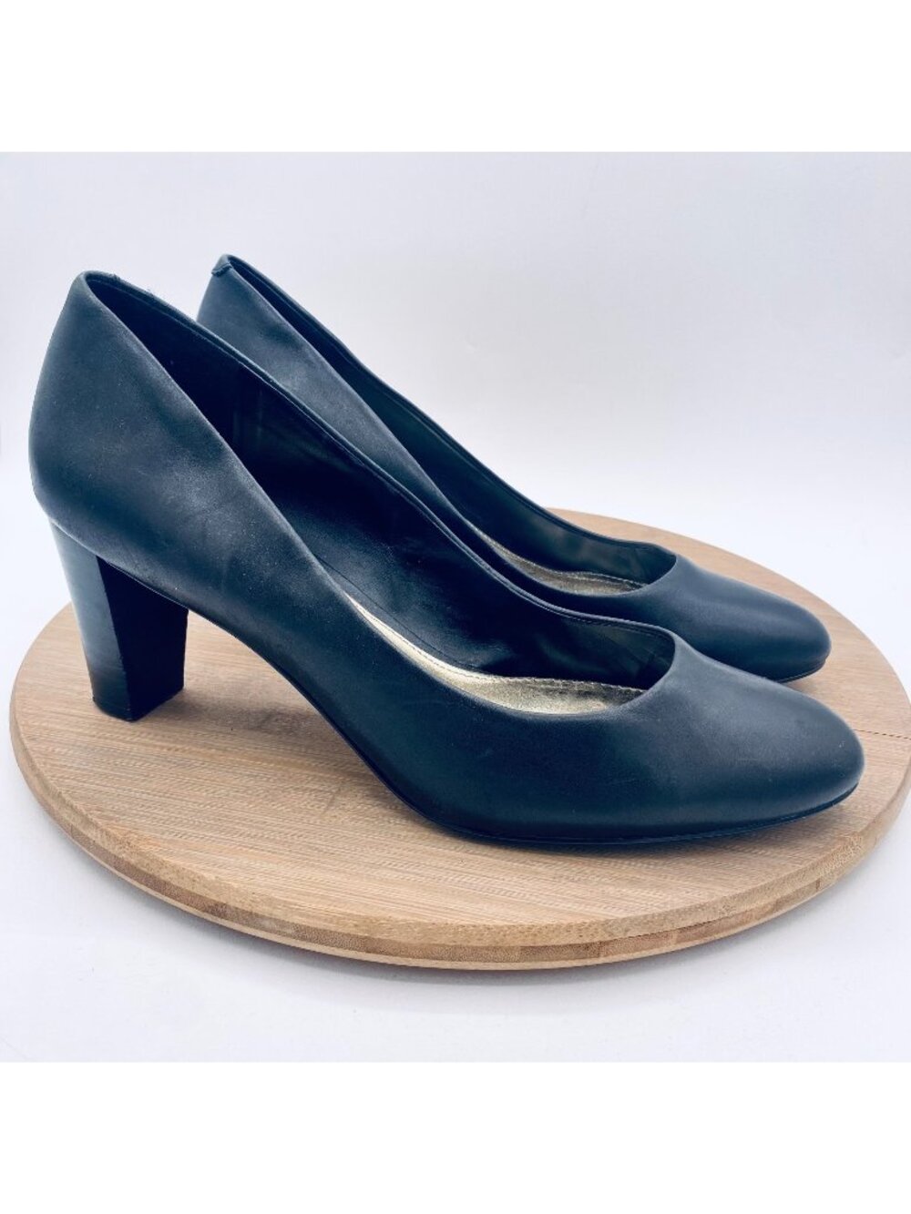 Lauren Ralph Lauren Heels Womens 10 Black Leather Pumps Quiet Luxury